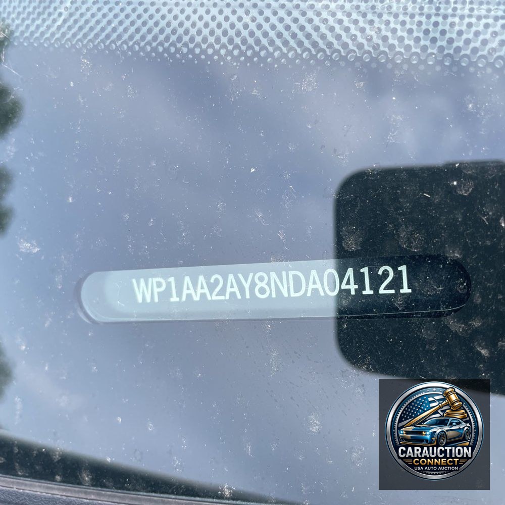 2022 Porsche Cayenne Base