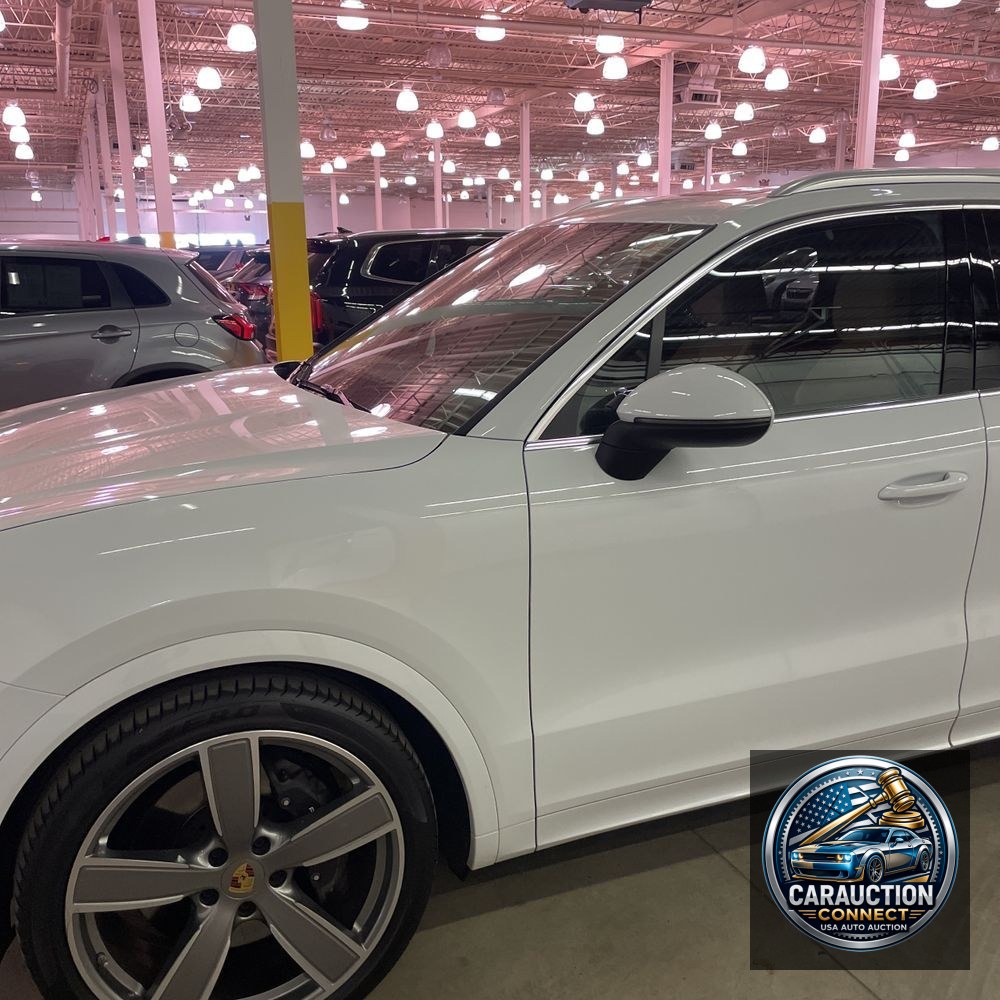 2023 Porsche Cayenne Platinum Edition