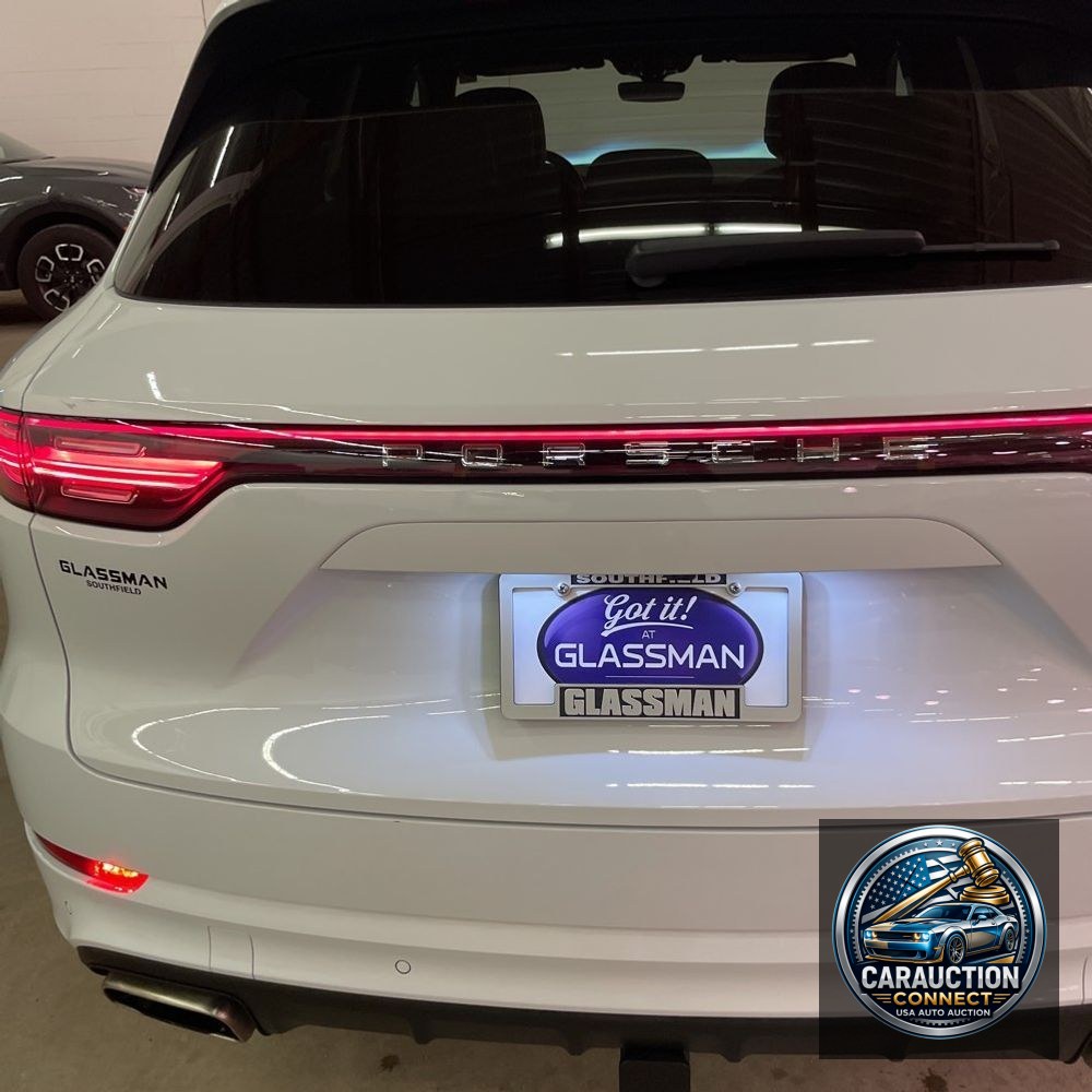 2023 Porsche Cayenne Platinum Edition