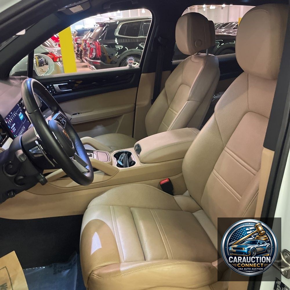 2023 Porsche Cayenne Platinum Edition