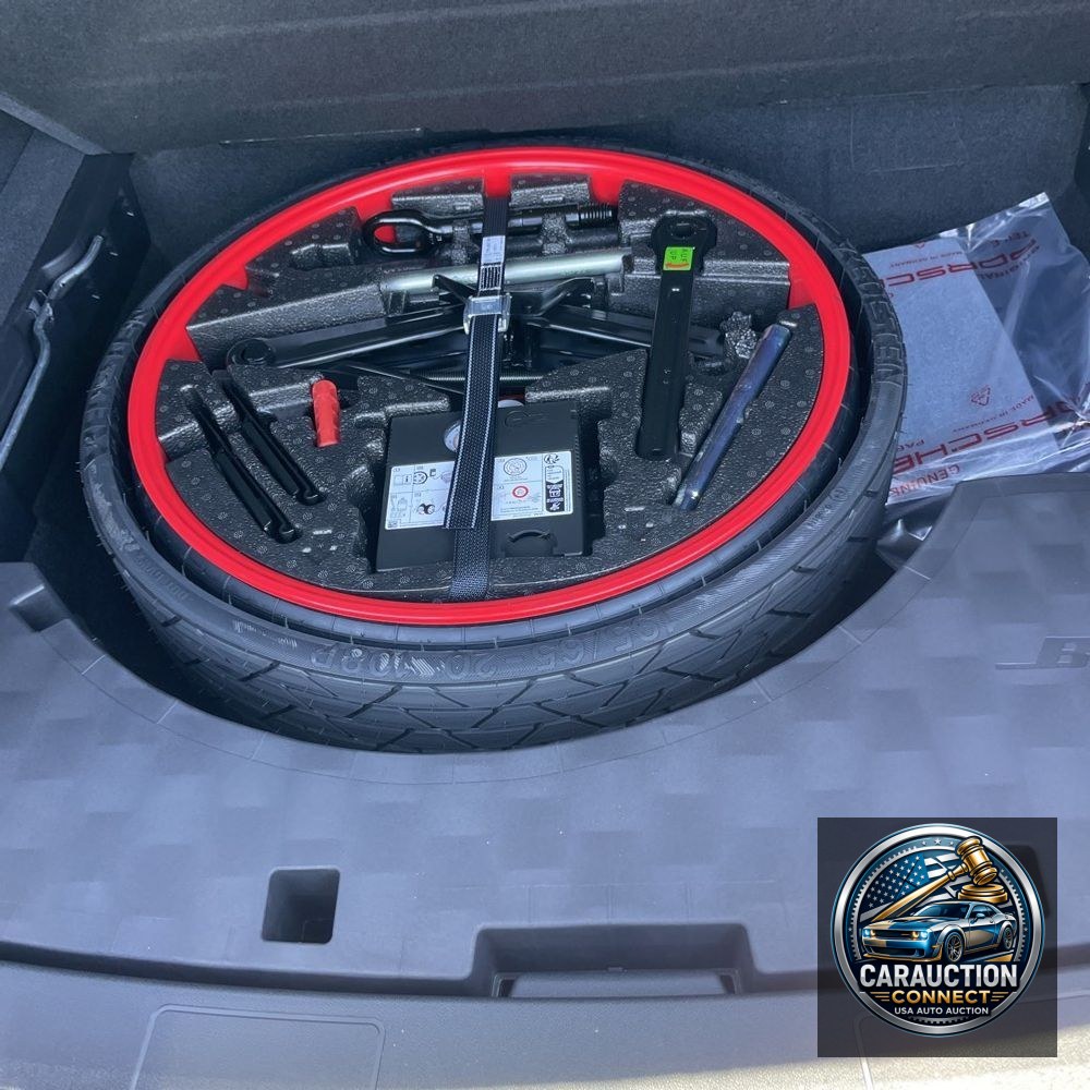 2024 Porsche Cayenne Base