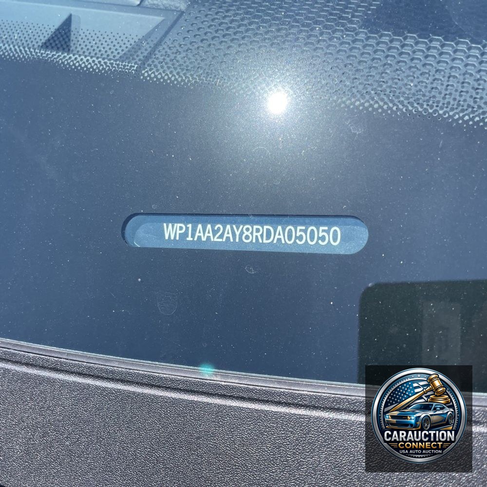 2024 Porsche Cayenne Base