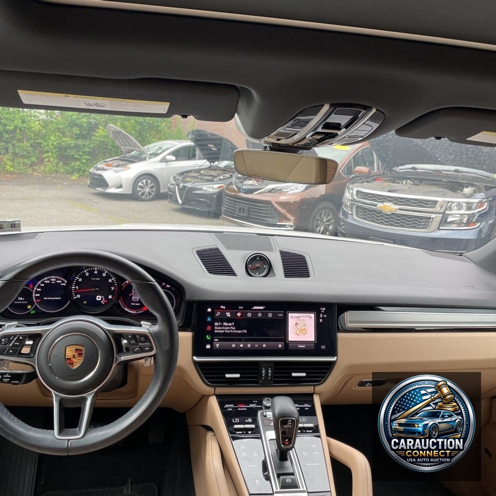 2022 Porsche Cayenne Base