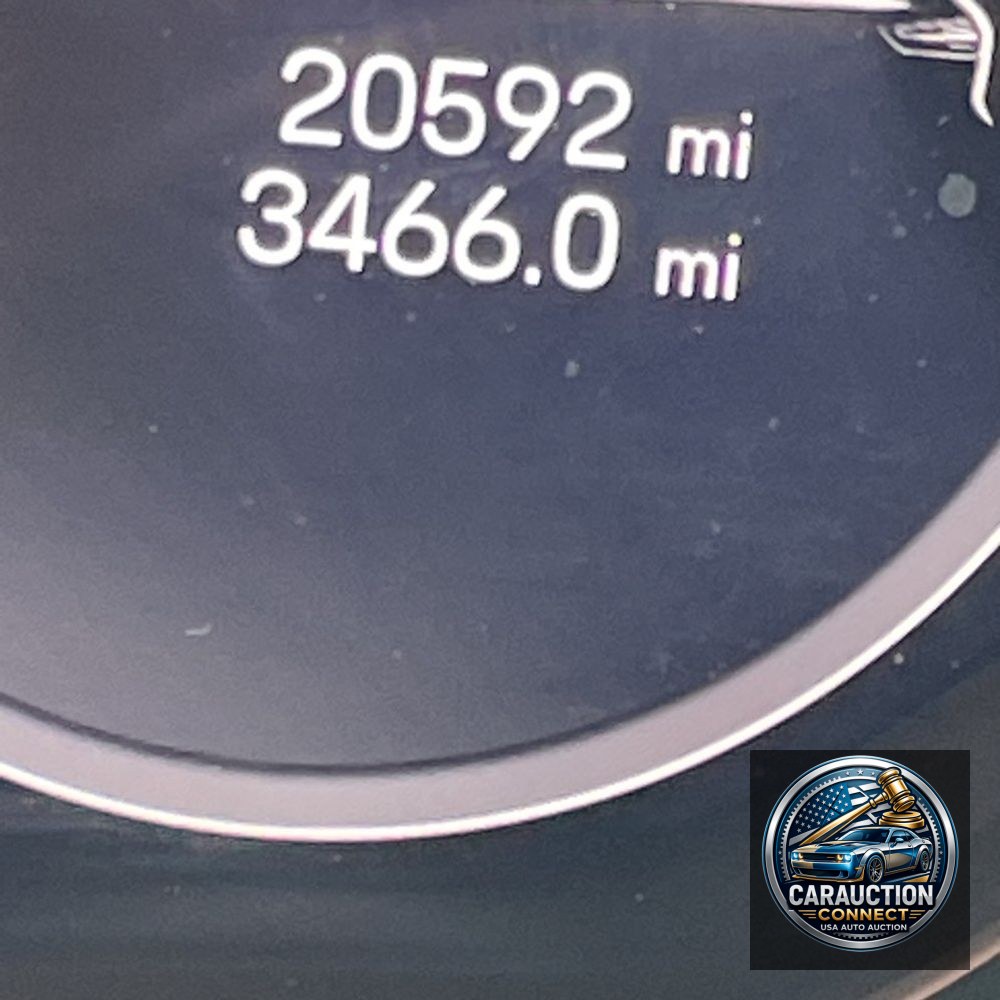 2022 Porsche Cayenne Base