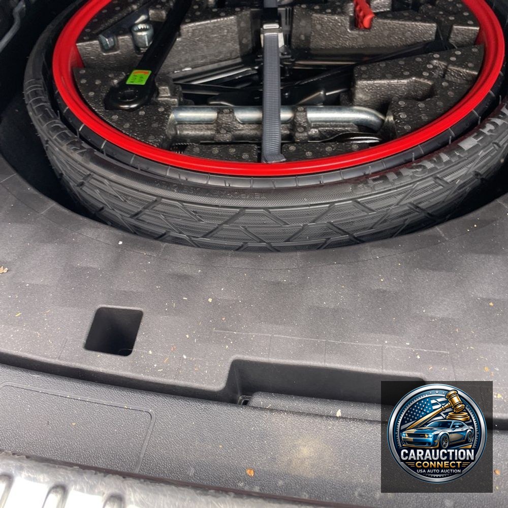 2022 Porsche Cayenne Base