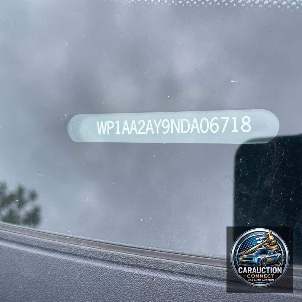 2022 Porsche Cayenne Base