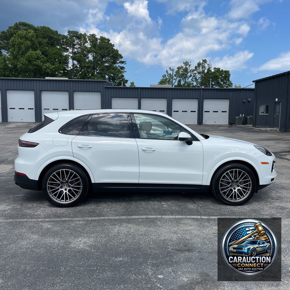 2023 Porsche Cayenne S
