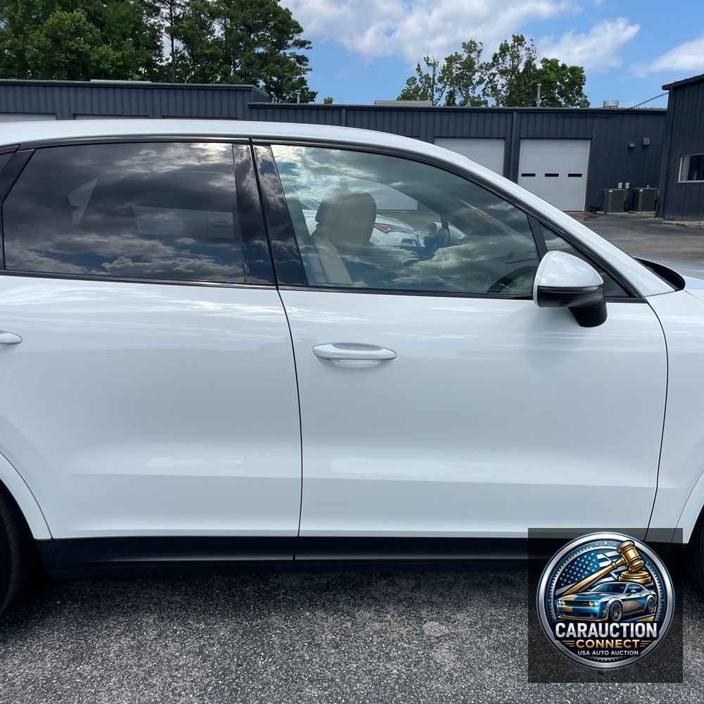 2023 Porsche Cayenne S