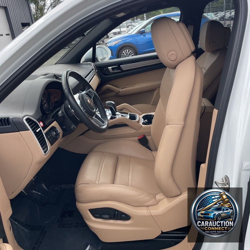 2023 Porsche Cayenne S