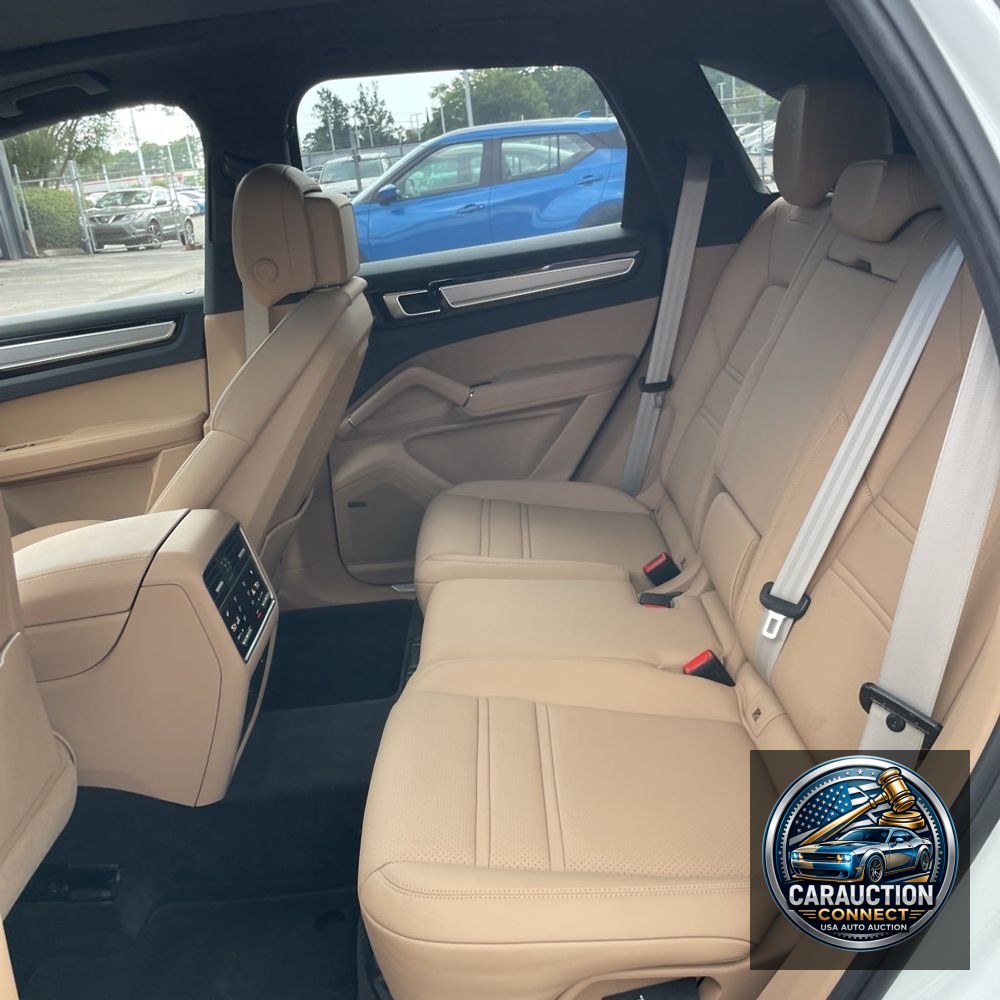 2023 Porsche Cayenne S
