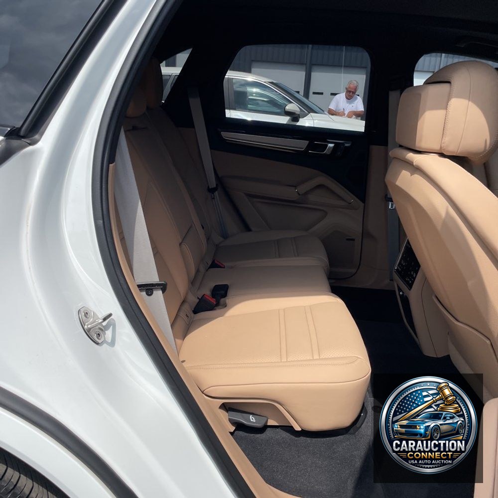 2023 Porsche Cayenne S