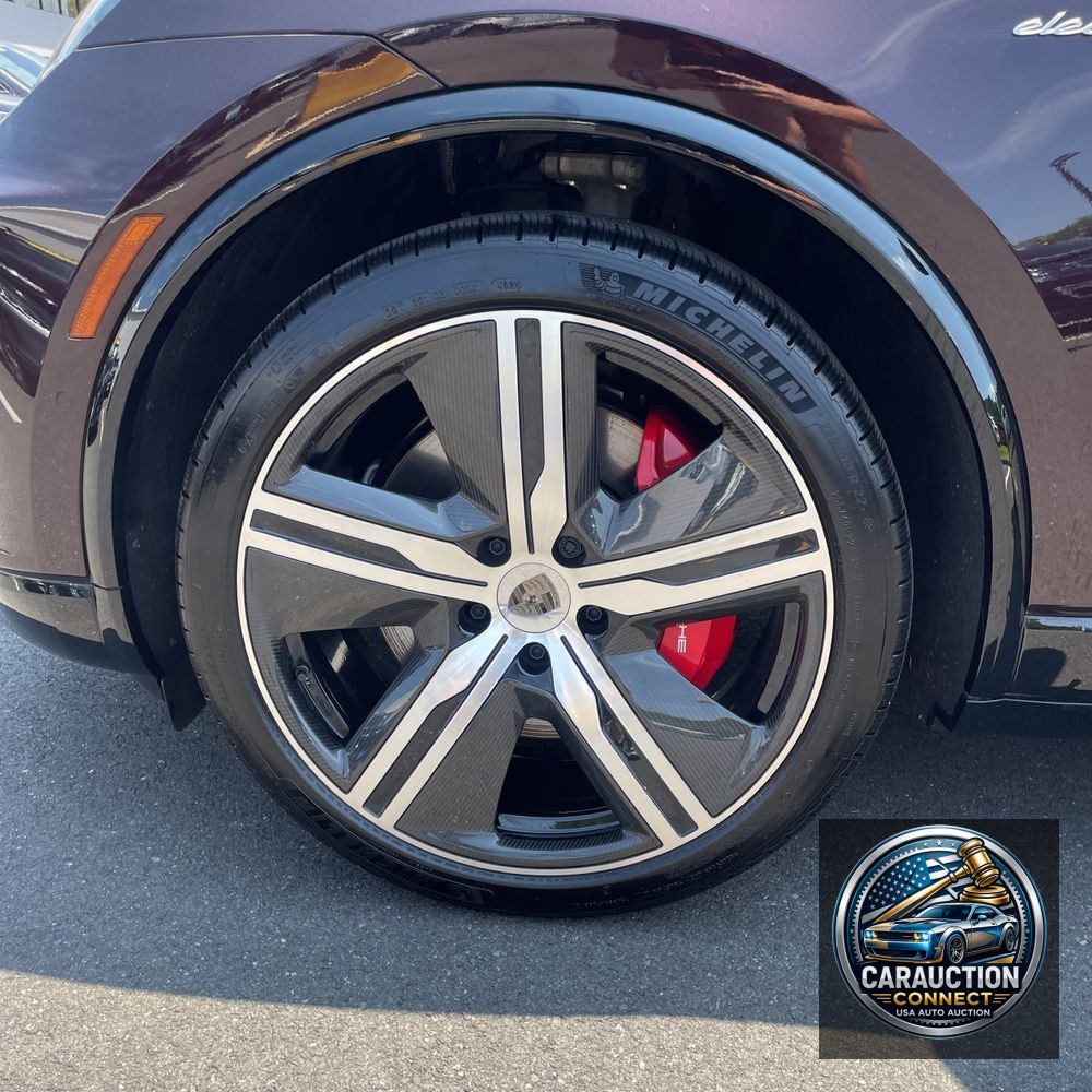 2025 Porsche Macan Turbo Electric