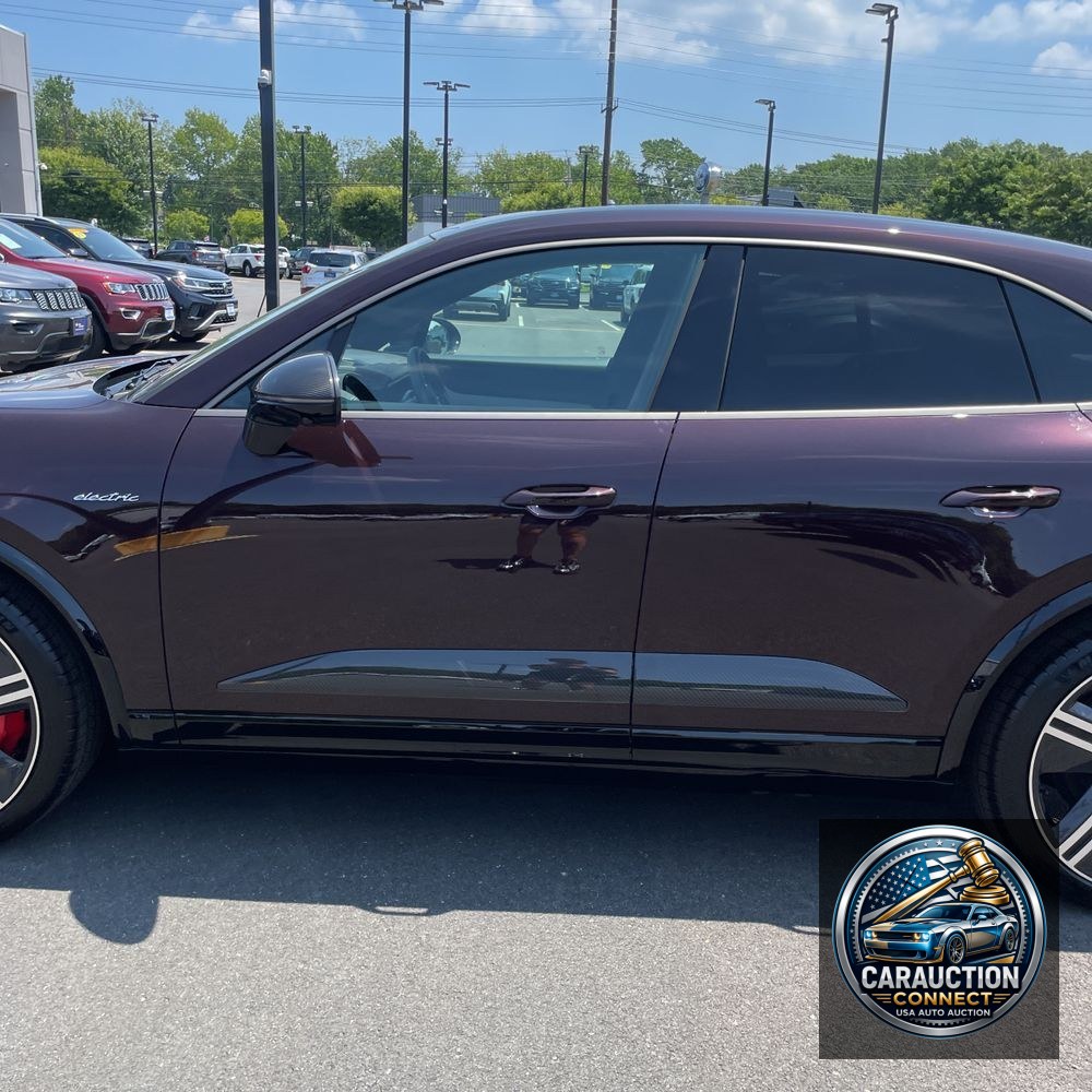 2025 Porsche Macan Turbo Electric