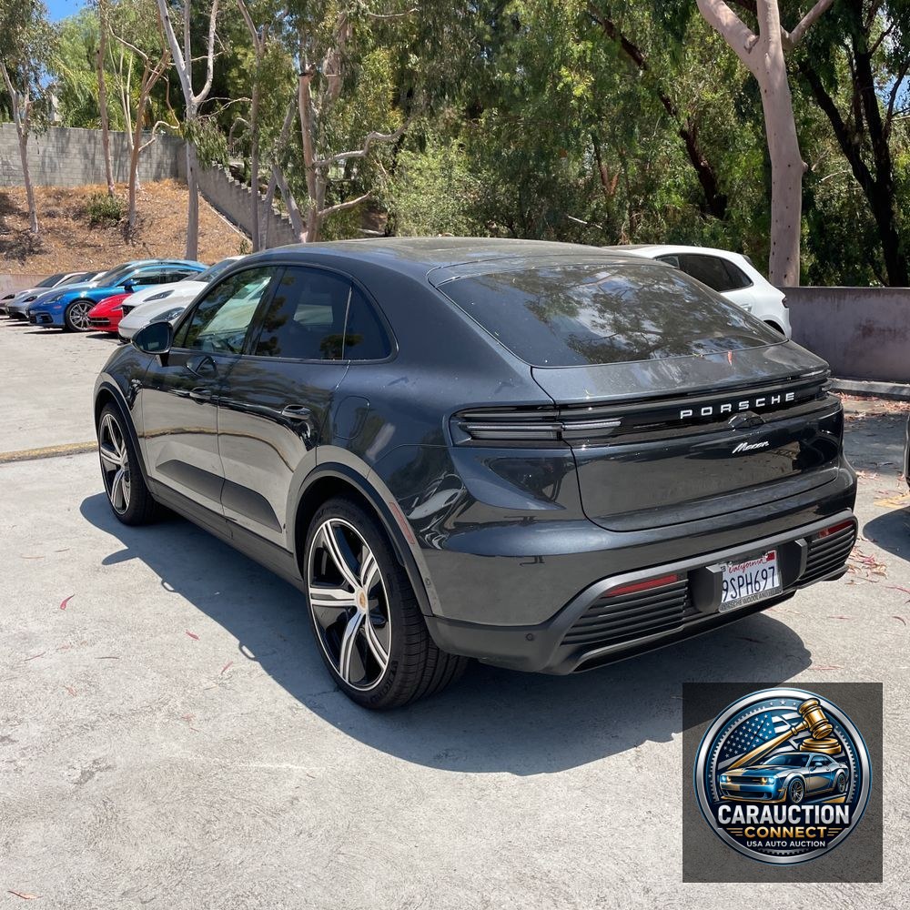 2025 Porsche Macan Electric