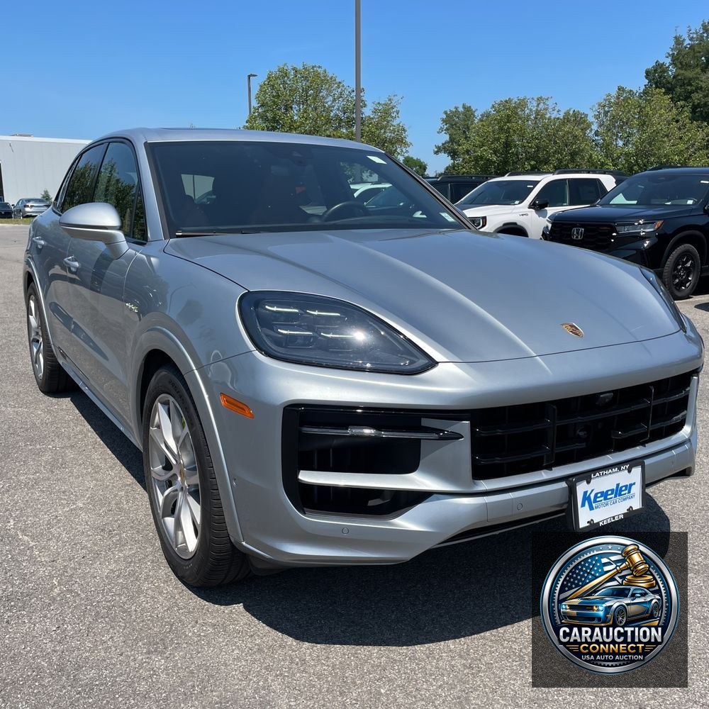 2024 Porsche Cayenne E-Hybrid
