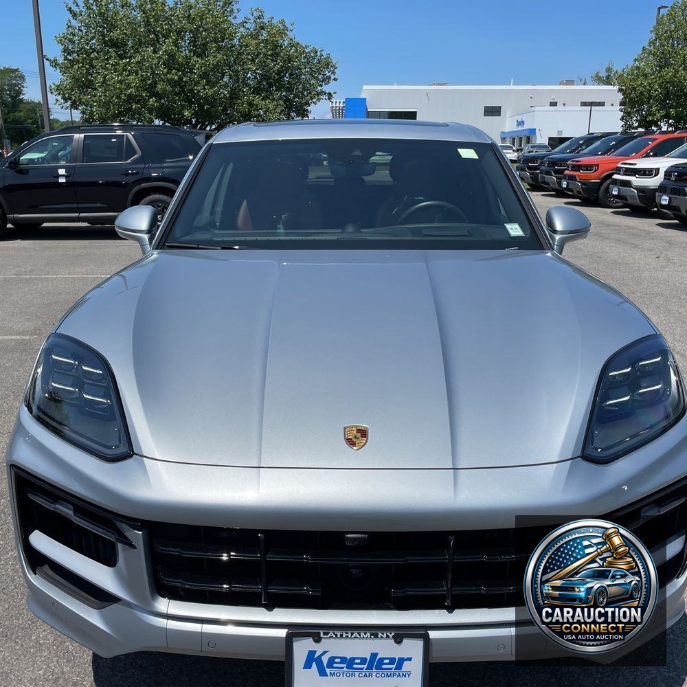 2024 Porsche Cayenne E-Hybrid