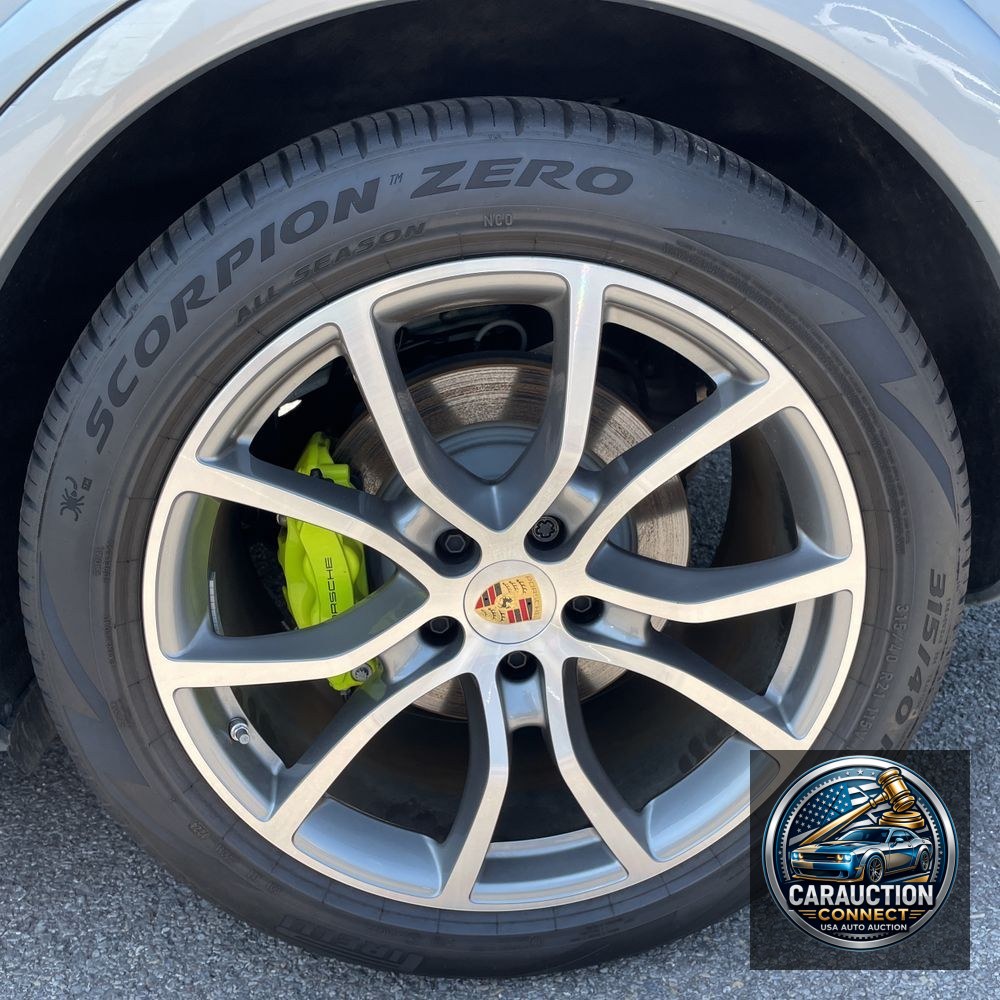 2024 Porsche Cayenne E-Hybrid