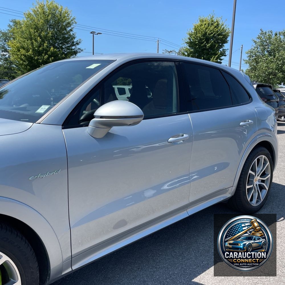 2024 Porsche Cayenne E-Hybrid