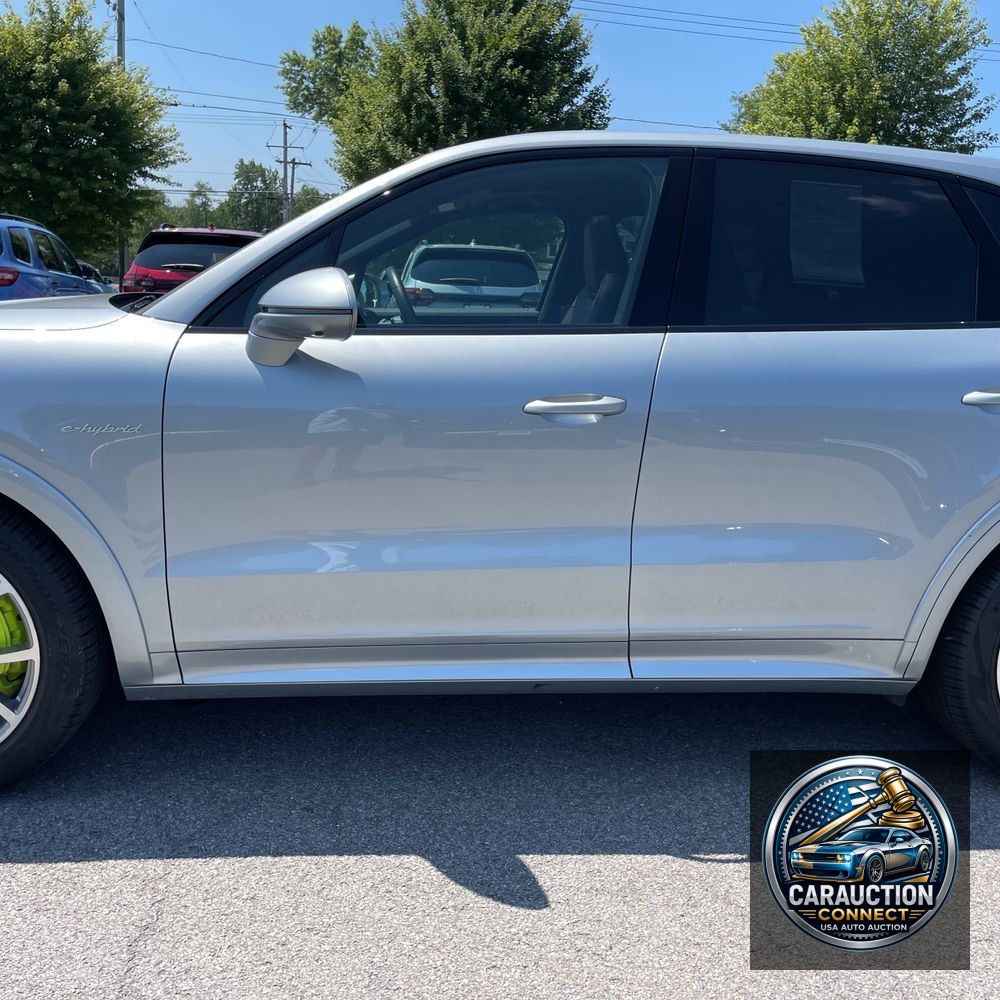 2024 Porsche Cayenne E-Hybrid