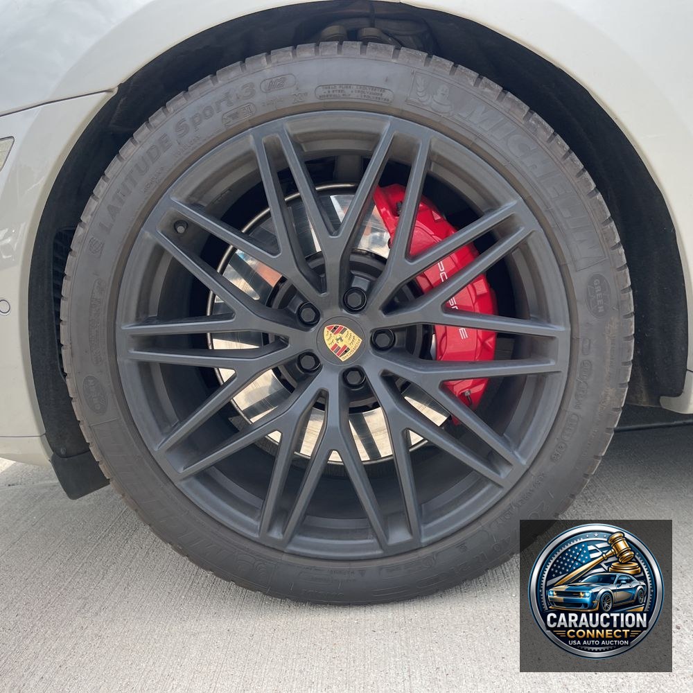 2024 Porsche Macan GTS