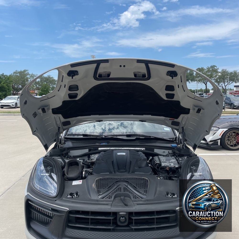 2024 Porsche Macan GTS