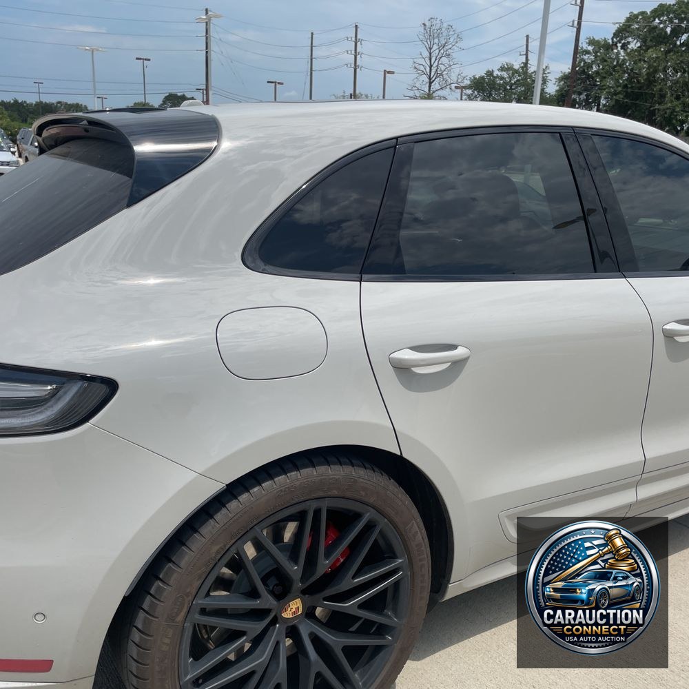 2024 Porsche Macan GTS