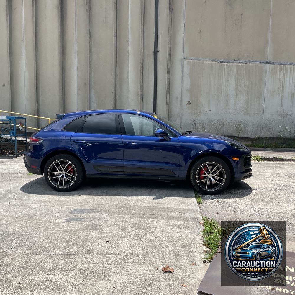 2022 Porsche Macan S