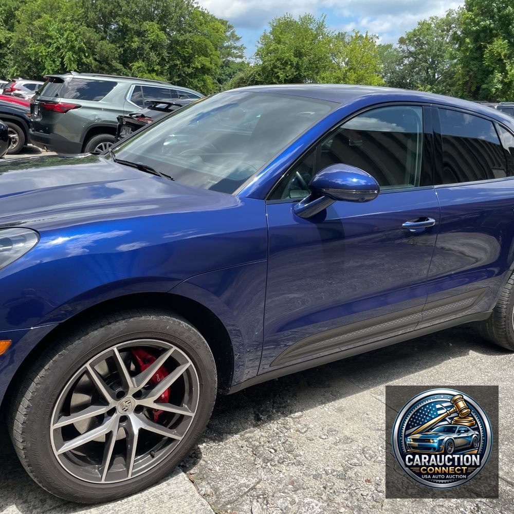 2022 Porsche Macan S