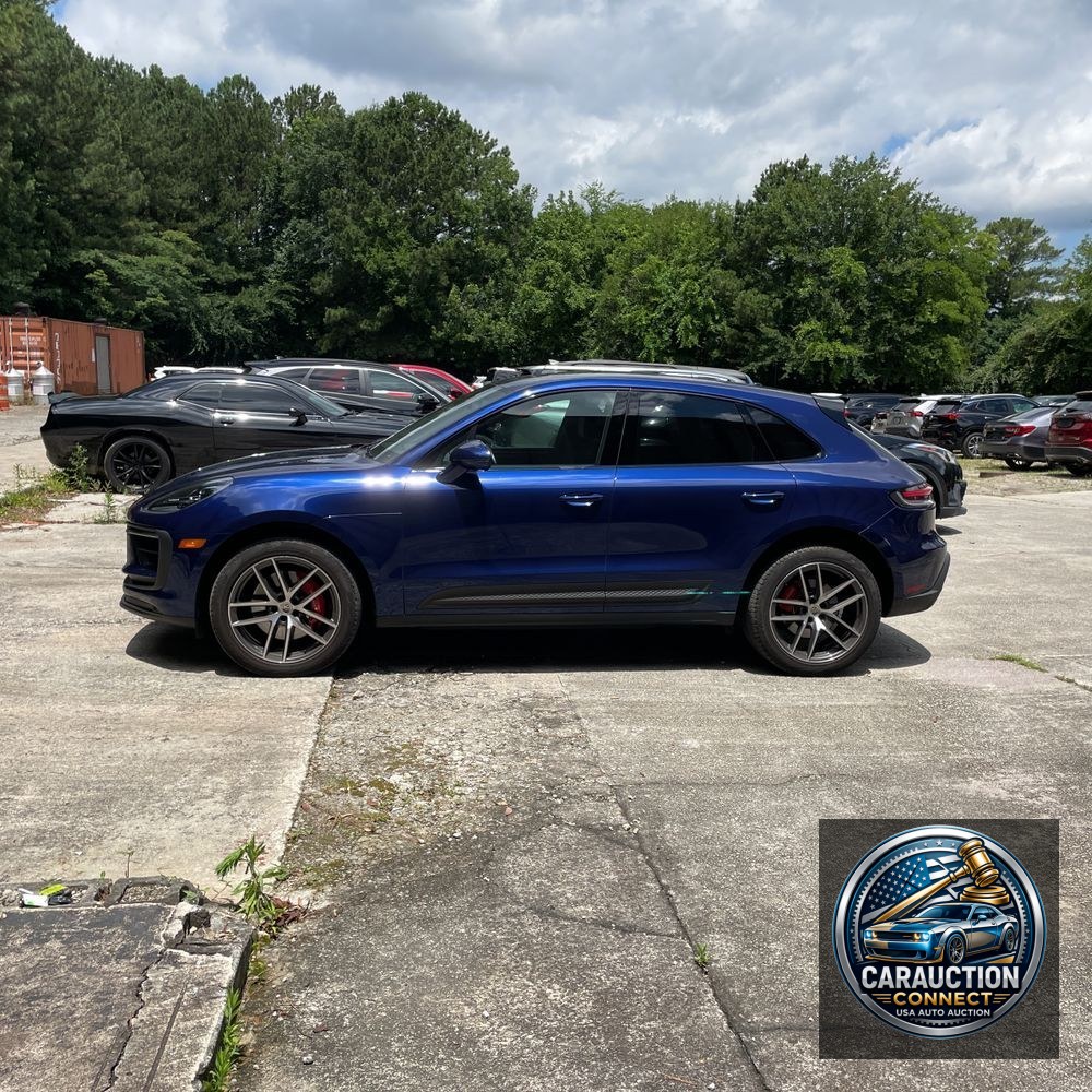 2022 Porsche Macan S