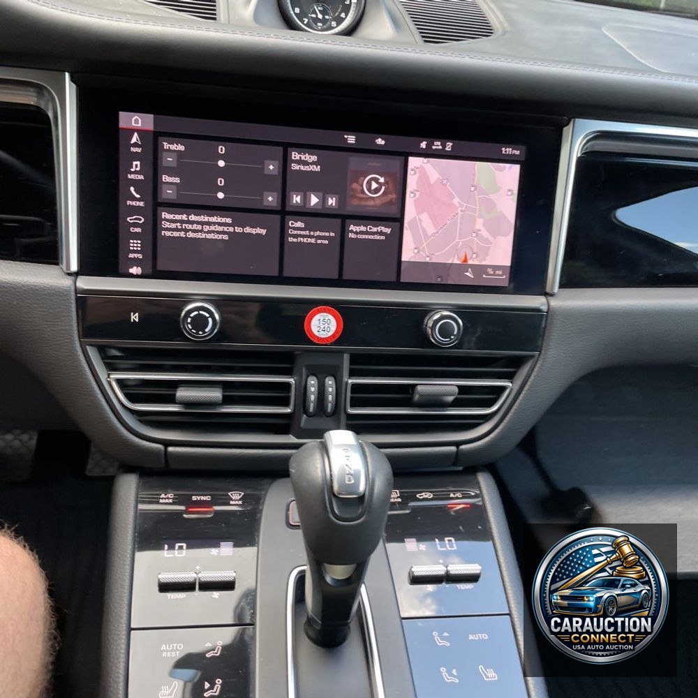 2022 Porsche Macan S