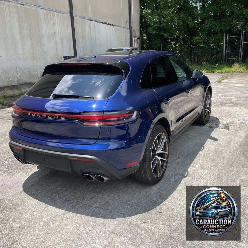 2022 Porsche Macan S