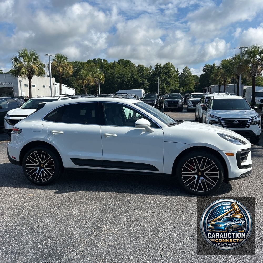 2023 Porsche Macan S