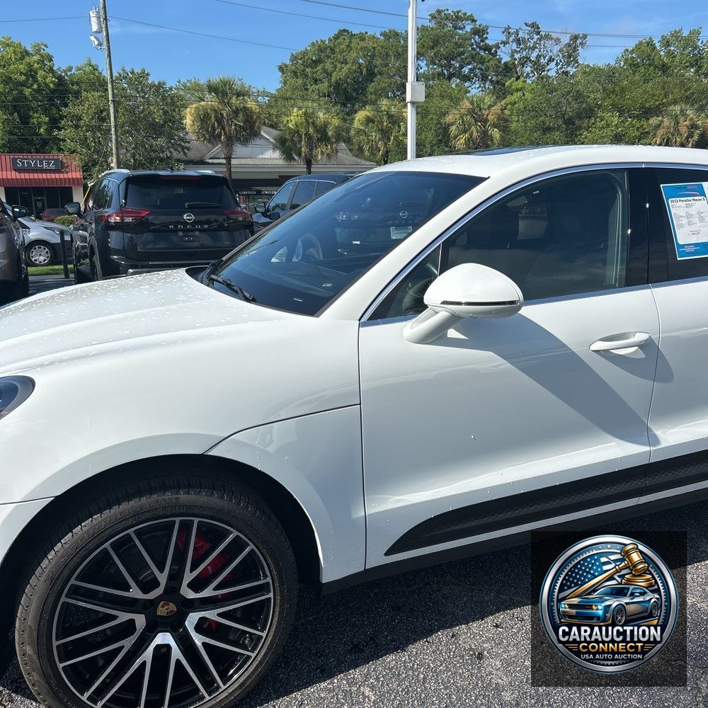 2023 Porsche Macan S