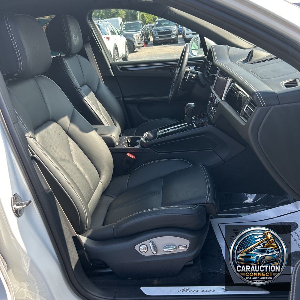 2023 Porsche Macan S