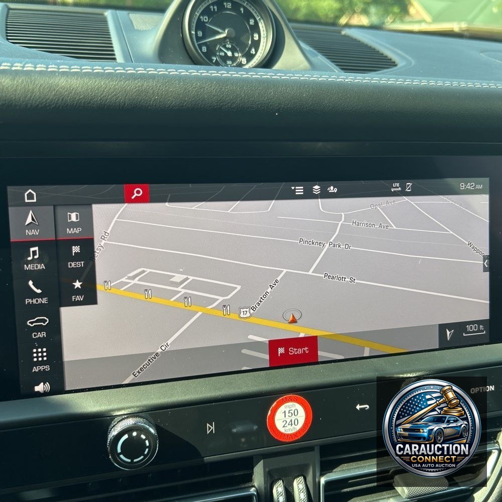 2023 Porsche Macan S