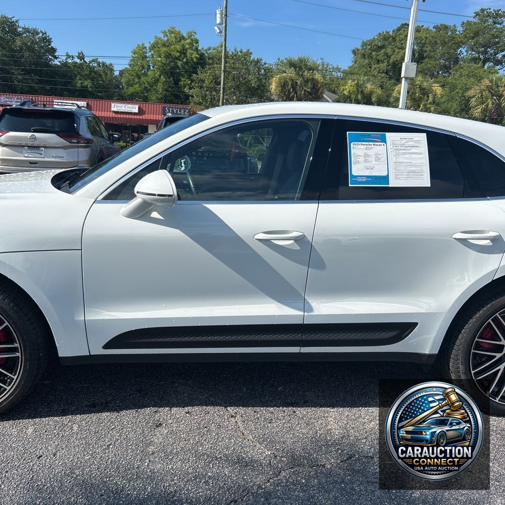 2023 Porsche Macan S