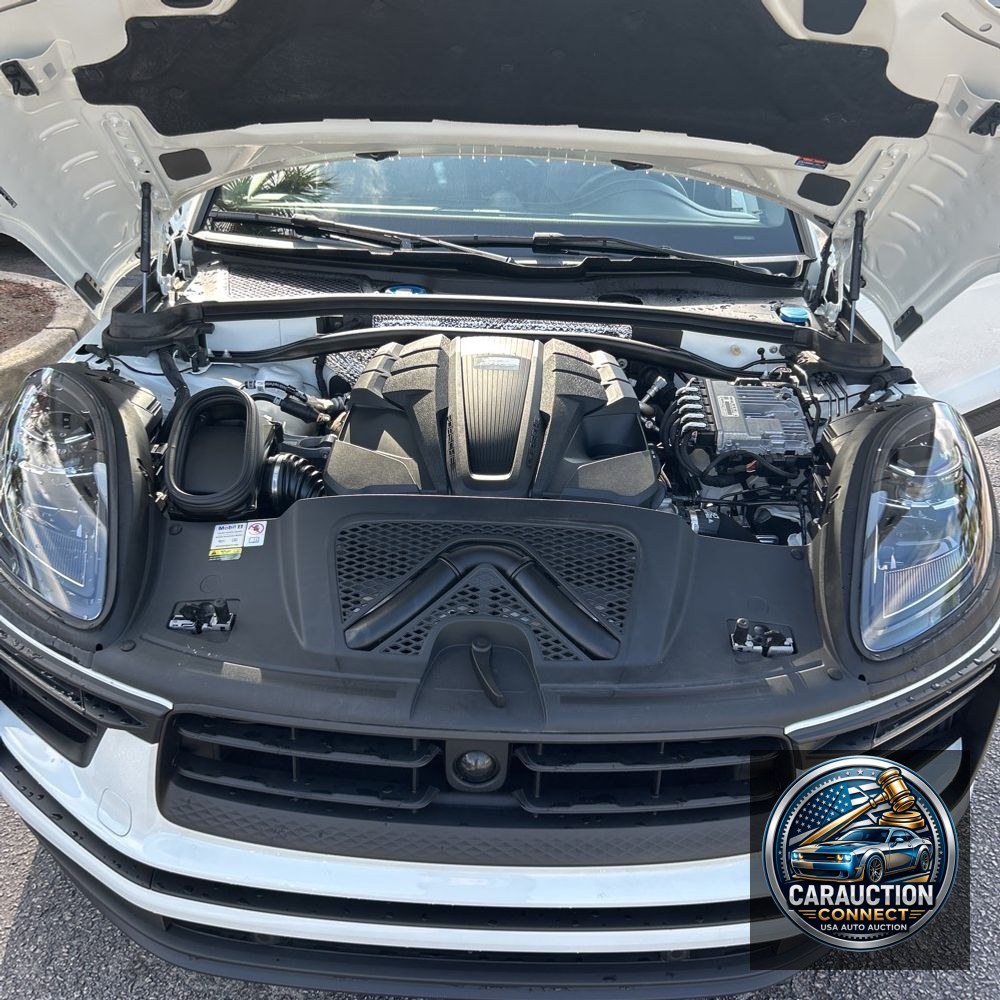 2023 Porsche Macan S