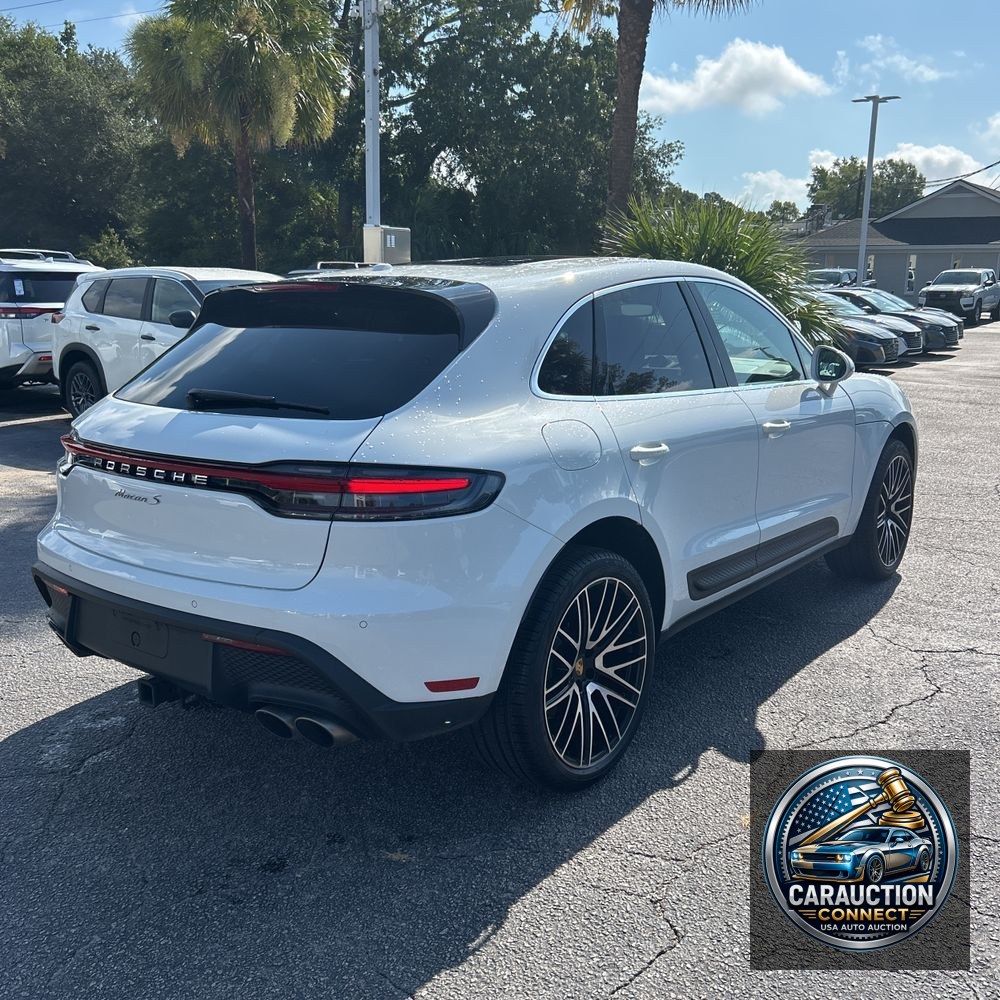 2023 Porsche Macan S