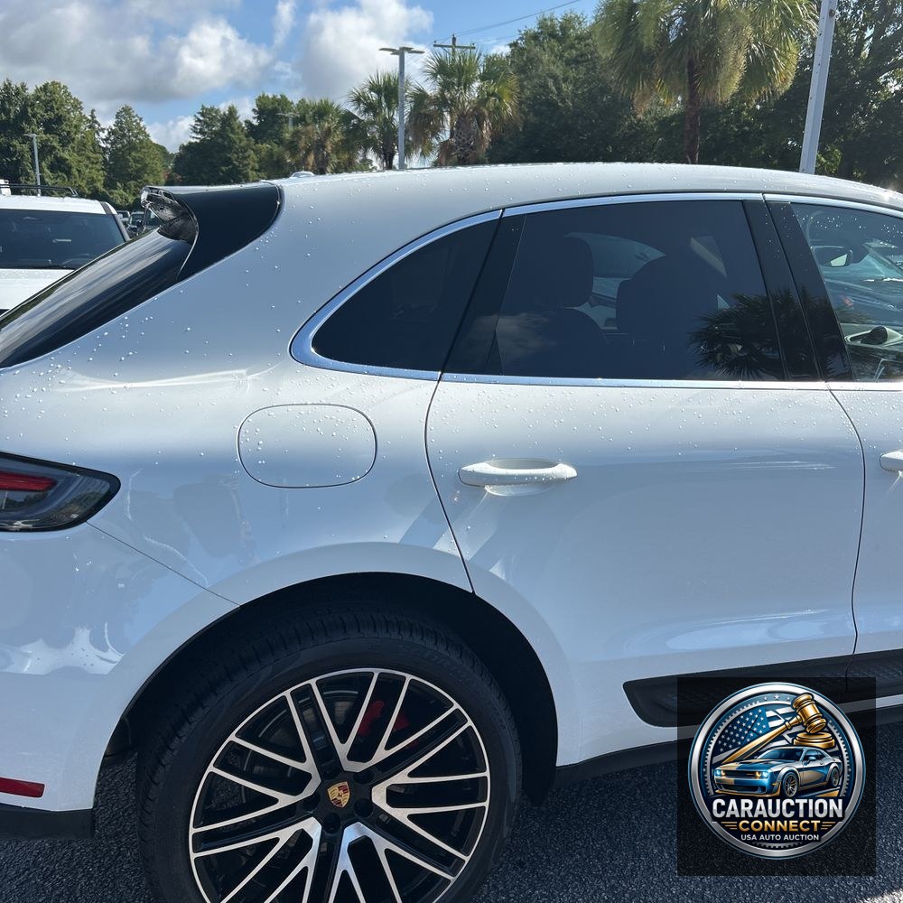 2023 Porsche Macan S