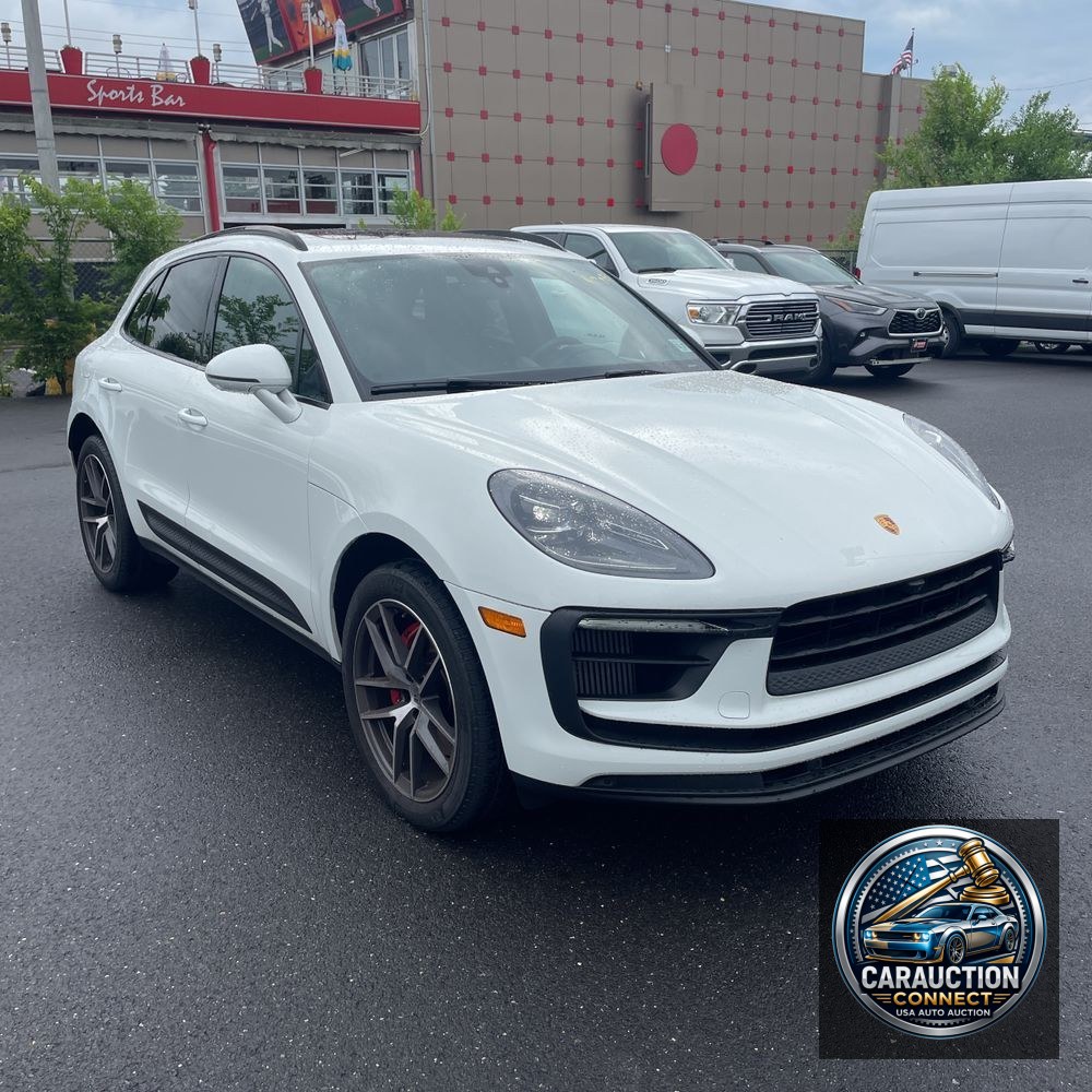 2022 Porsche Macan S