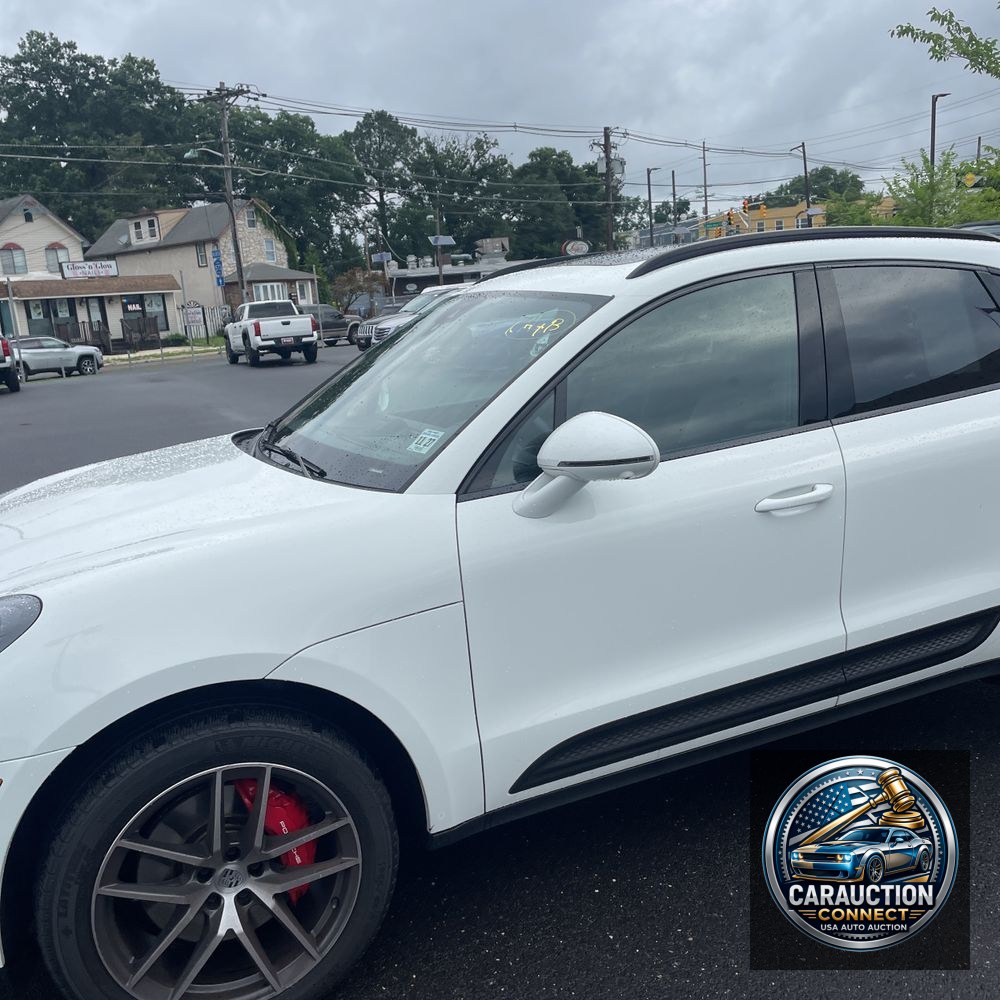 2022 Porsche Macan S