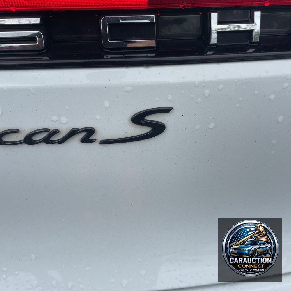2022 Porsche Macan S