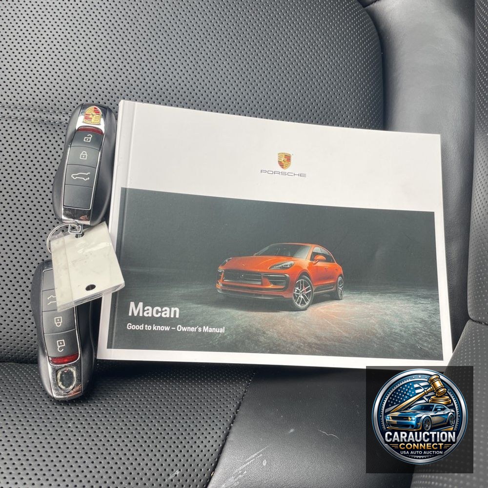 2022 Porsche Macan S