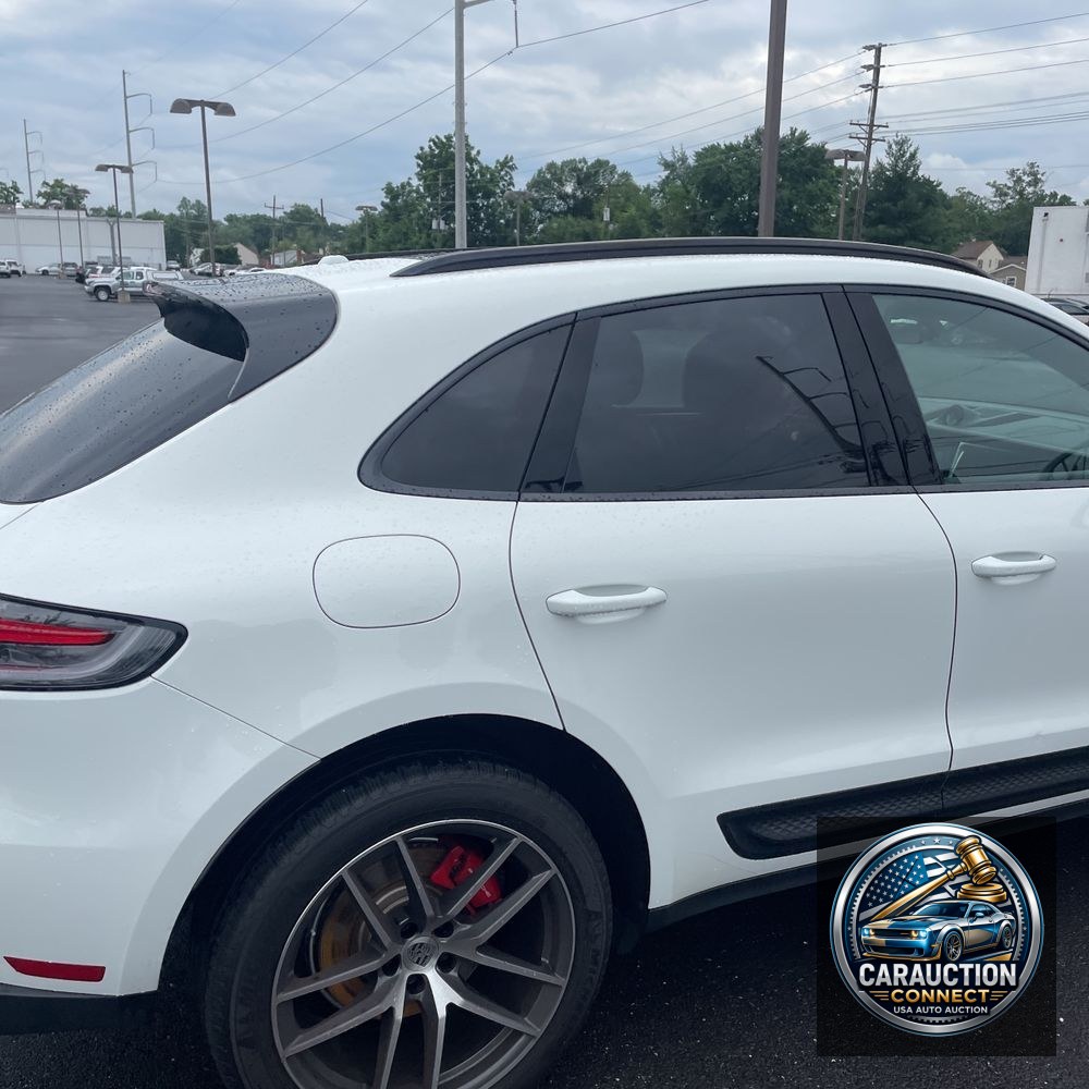 2022 Porsche Macan S