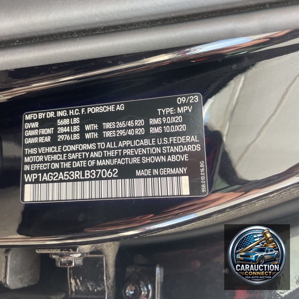 2024 Porsche Macan S