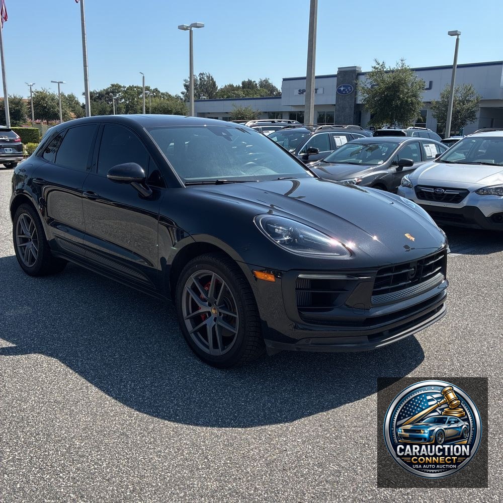 2022 Porsche Macan S