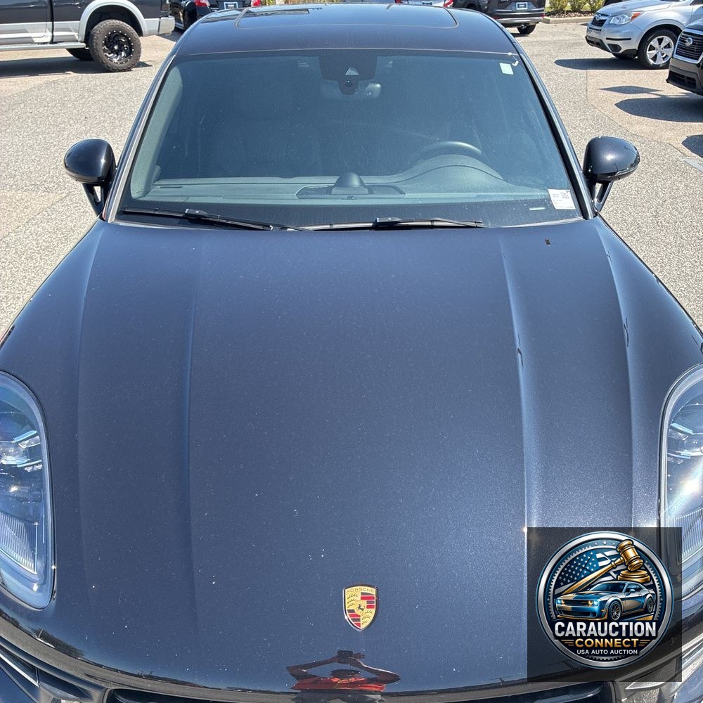 2022 Porsche Macan S