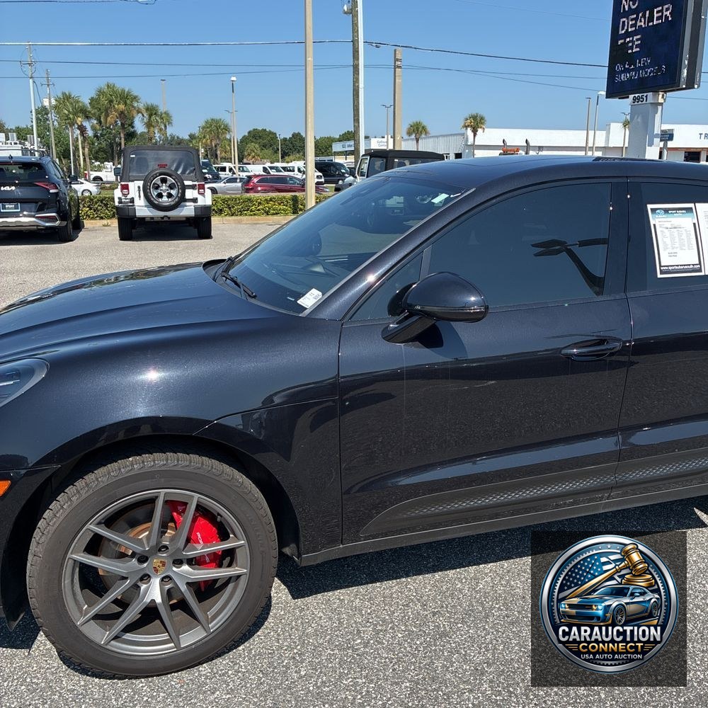2022 Porsche Macan S