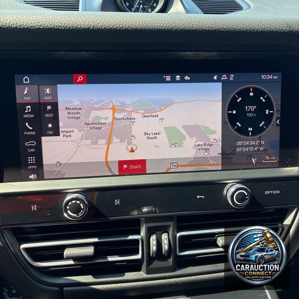 2022 Porsche Macan S