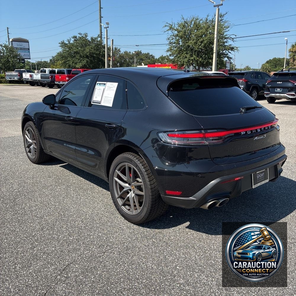 2022 Porsche Macan S